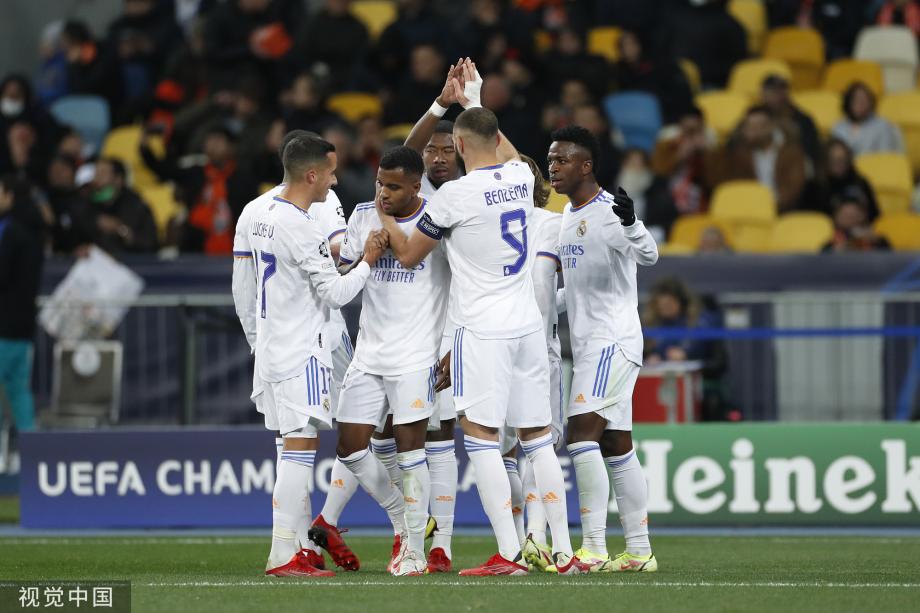 瓦尔并不完 瓦尔并不完